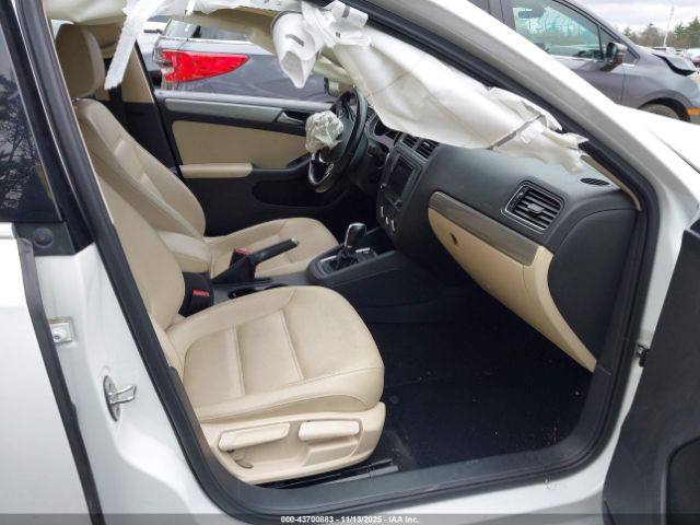 2017 VOLKSWAGEN JETTA 3VWDB7AJXHM360149 Photo 4