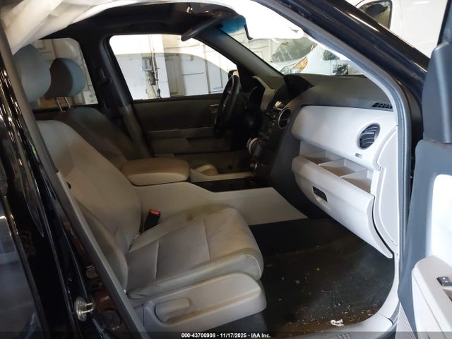 Honda PILOT SE 2015 5FNYF4H32FB027542 Image 5