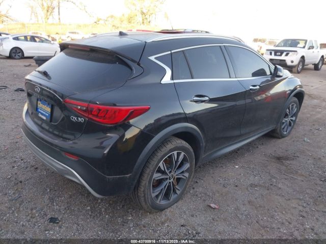 2018 INFINITI QX30 SJKCH5CRXJA048367 Photo 3