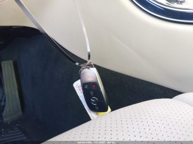 2021 MERCEDES-BENZ C 300 W1KWF8DB6MR651286 Photo 10