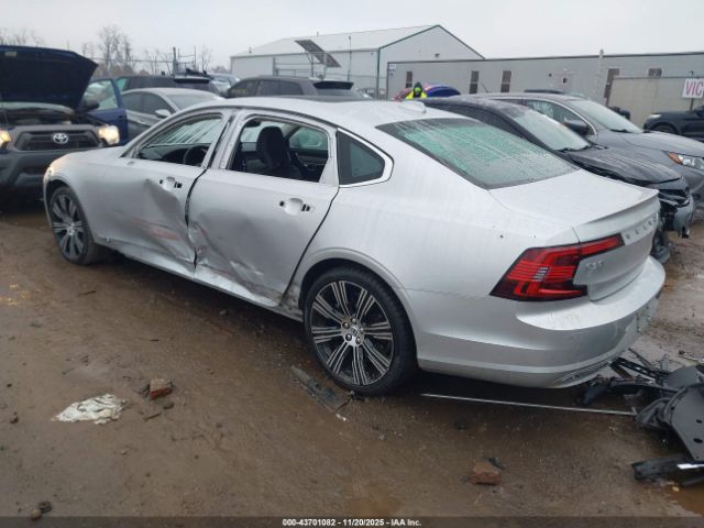 2021 VOLVO S90 LVYA22ML5MP214745 Photo 2