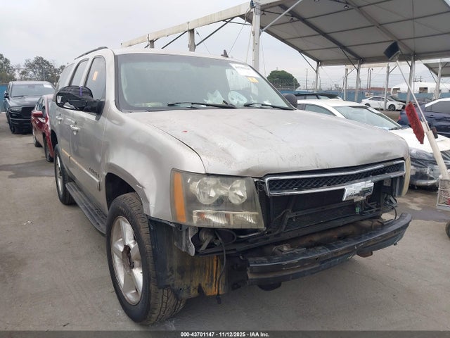 43701147 :رقم المزاد ، 1GNFC13047R414074 vin ، 2007 Chevrolet Tahoe Lt مزاد بيع