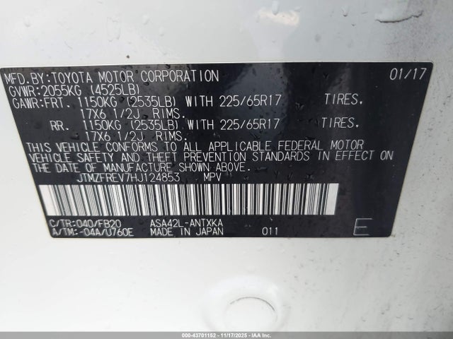 Toyota RAV4 LE 2017 JTMZFREV7HJ124853 Image 9
