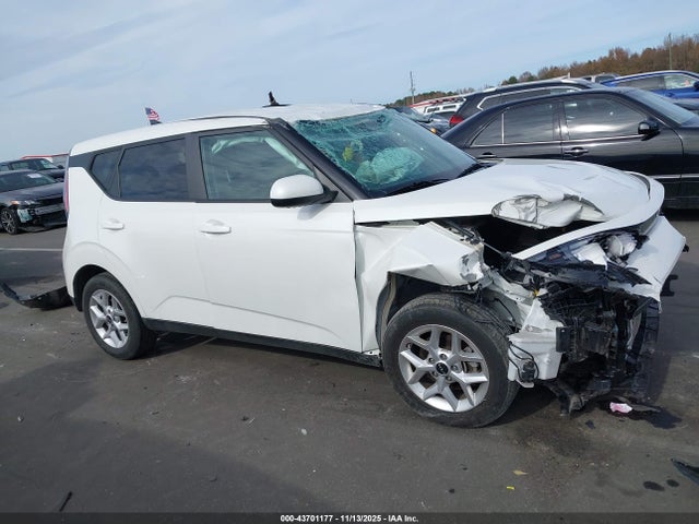 2024 Kia Soul Lx მანქანა იყიდება აუქციონზე, vin: KNDJ23AUXR7911992, აუქციონის ნომერი: 43701177