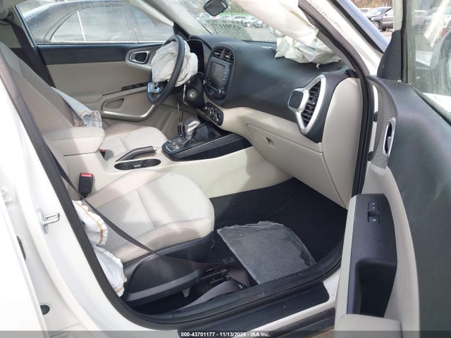2024 Kia Soul Lx მანქანა იყიდება აუქციონზე, vin: KNDJ23AUXR7911992, აუქციონის ნომერი: 43701177