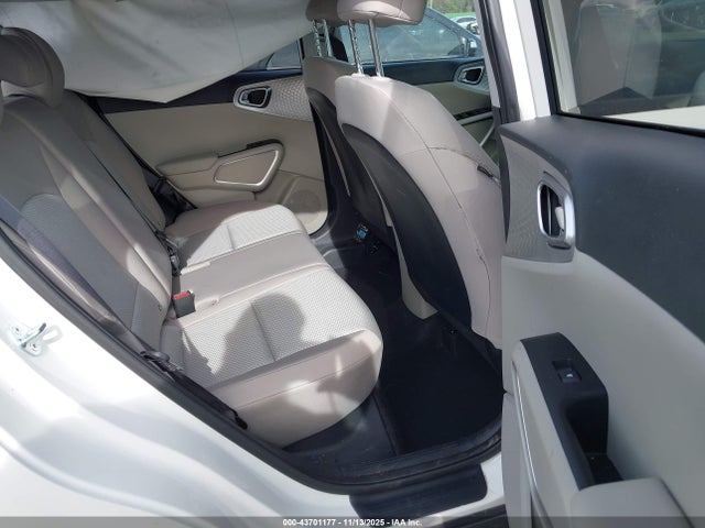 2024 Kia Soul Lx მანქანა იყიდება აუქციონზე, vin: KNDJ23AUXR7911992, აუქციონის ნომერი: 43701177