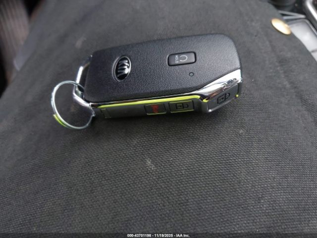 2021 KIA SELTOS KNDETCA28M7176774 Photo 10
