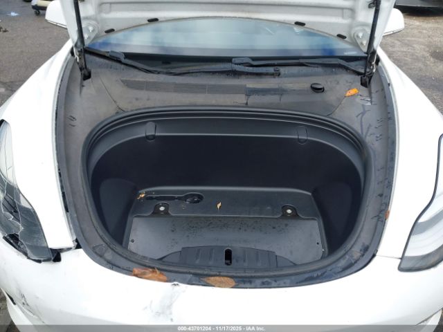 2018 TESLA MODEL 3 5YJ3E1EA5JF164918 Photo 9