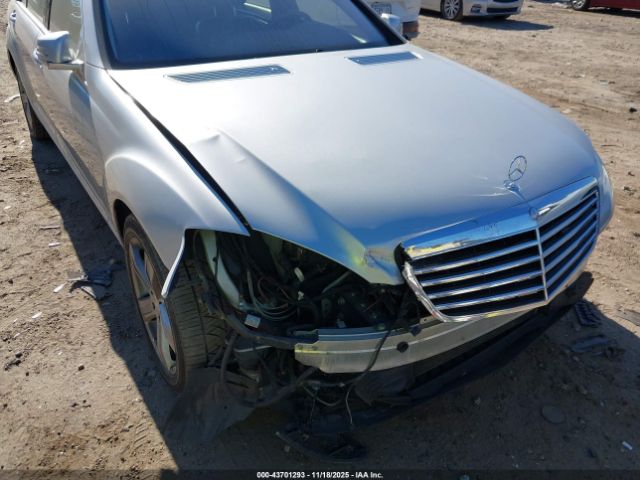 2011 MERCEDES-BENZ S 550 WDDNG7BB3BA370550 Photo 5
