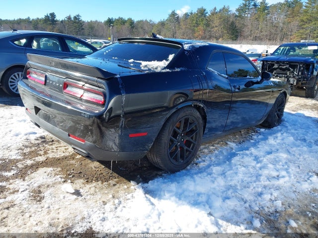 2016 Dodge Challenger Srt Hellcat მანქანა იყიდება აუქციონზე, vin: 2C3CDZC95GH322692, აუქციონის ნომერი: 43701304
