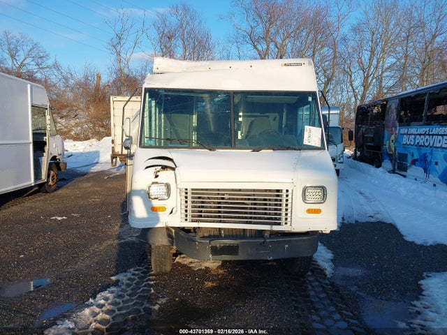 2016 Ford E-450 Stripped მანქანა იყიდება აუქციონზე, vin: 1FC3E4KL5GDC25028, აუქციონის ნომერი: 43701369
