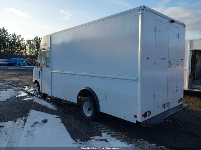 2016 Ford E-450 Stripped მანქანა იყიდება აუქციონზე, vin: 1FC3E4KL5GDC25028, აუქციონის ნომერი: 43701369