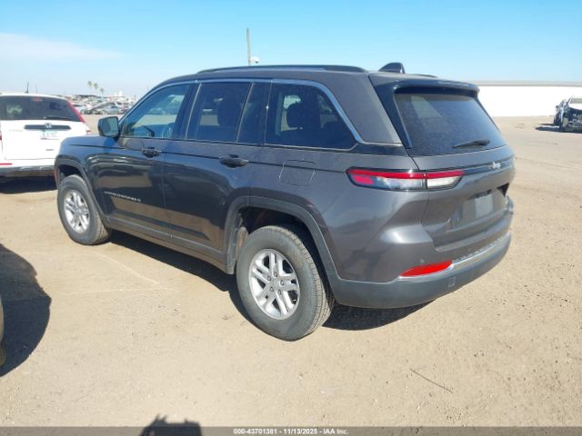 2024 JEEP GRAND CHEROKEE 1C4RJGAG5RC707888 Photo 2