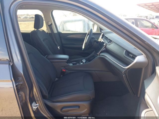 2024 JEEP GRAND CHEROKEE 1C4RJGAG5RC707888 Photo 4