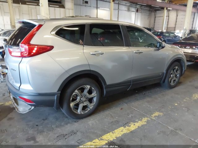 2018 HONDA CR-V 2HKRW2H54JH650956 Photo 3