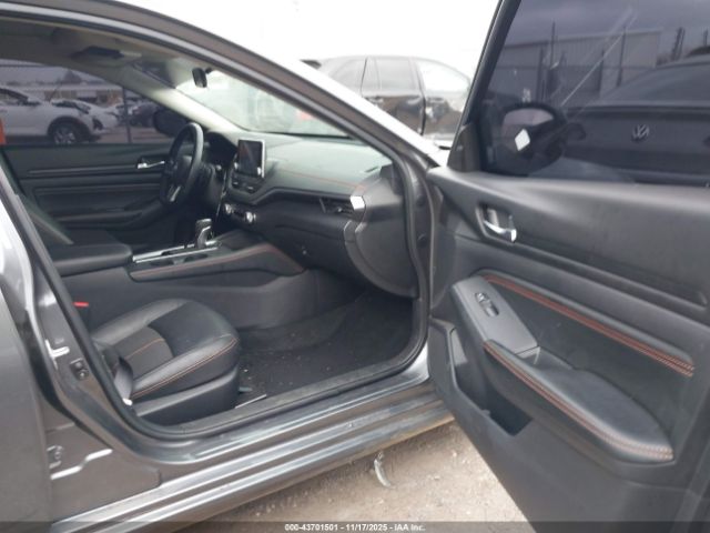 2019 NISSAN ALTIMA 1N4BL4CV5KC258388 Photo 4