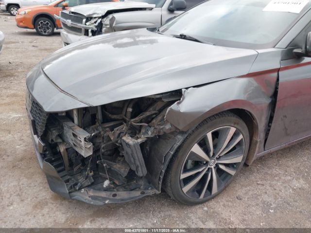 2019 NISSAN ALTIMA 1N4BL4CV5KC258388 Photo 5