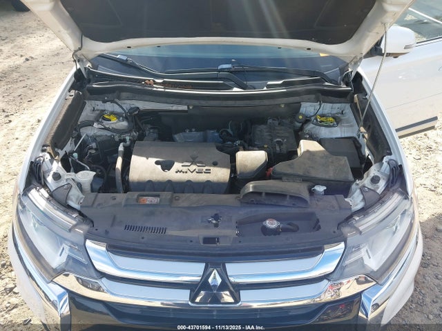 2017 MITSUBISHI OUTLANDER JA4AD3A36HZ023478 Photo 9
