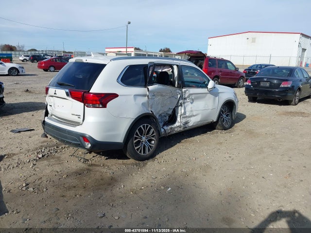 2017 MITSUBISHI OUTLANDER JA4AD3A36HZ023478 Photo 3