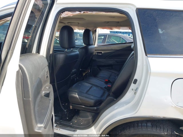2017 MITSUBISHI OUTLANDER JA4AD3A36HZ023478 Photo 7