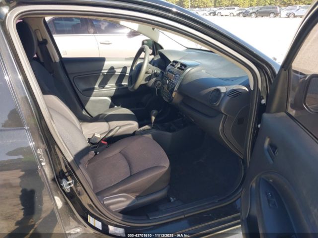 2015 MITSUBISHI MIRAGE ML32A3HJ1FH011588 Photo 4