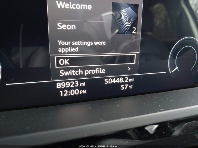 WA1LAAGE4KB023784 Audi E-tron Premium Plus