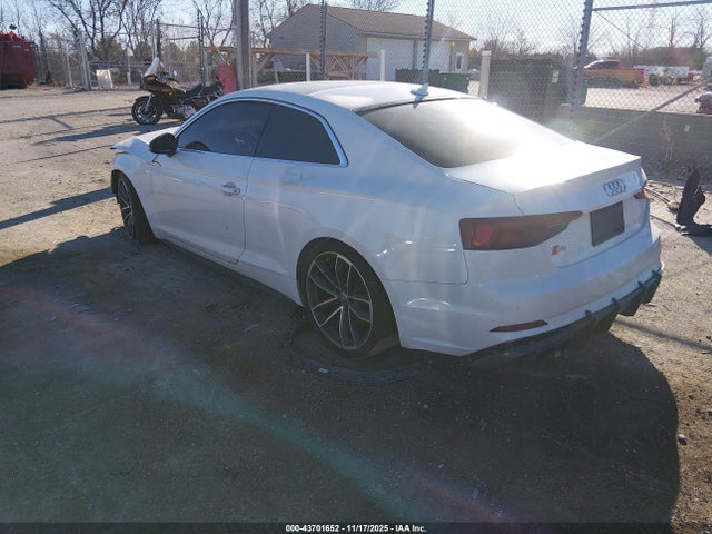 2019 AUDI S5 WAUR4AF52KA017204 Photo 2