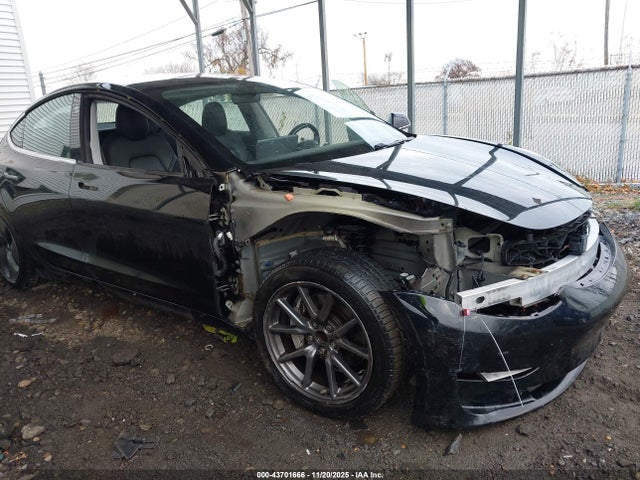 2018 TESLA MODEL 3 5YJ3E1EA6JF108888 Photo 5