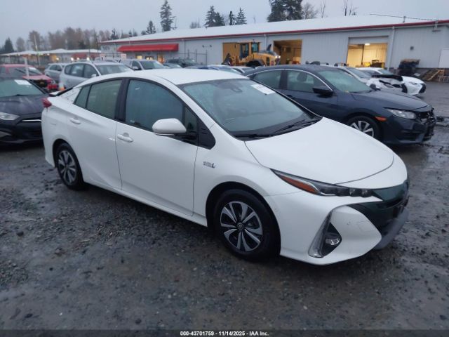 2017 TOYOTA PRIUS PRIME JTDKARFP5H3060834