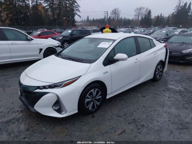 2017 TOYOTA PRIUS PRIME JTDKARFP5H3060834 Photo 1