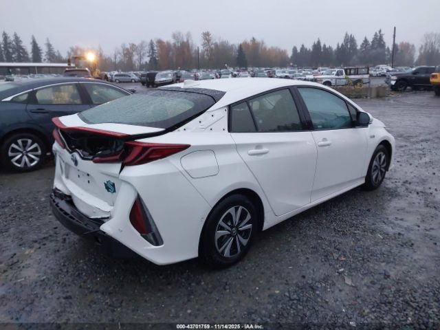2017 TOYOTA PRIUS PRIME JTDKARFP5H3060834 Photo 3
