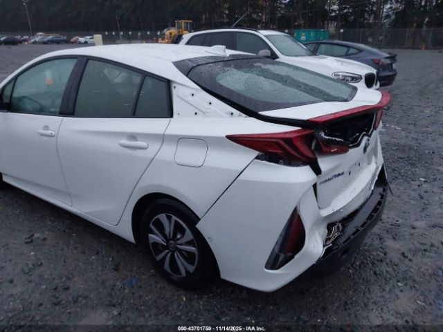 2017 TOYOTA PRIUS PRIME JTDKARFP5H3060834 Photo 5
