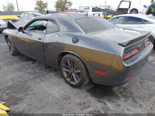 2C3CDZFJ7KH724017 Dodge Challenger R/t Scat Pack