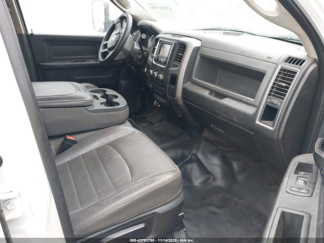 3C7WRMFL5JG400872 RAM 5500 Chassis Tradesman/slt/laramie