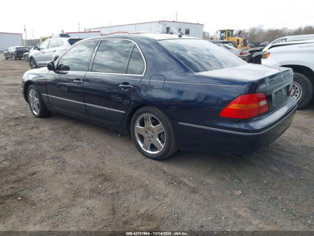 2001 LEXUS LS 430 JTHBN30F610003131 Photo 2