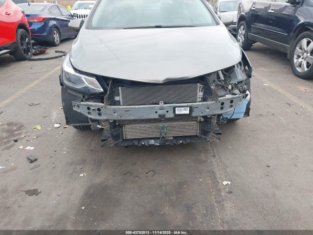 1G1BE5SMXH7149504 Chevrolet Cruze Lt Auto