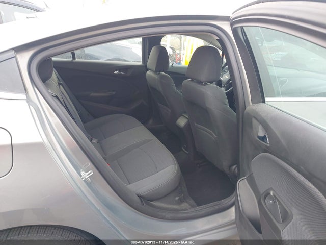 1G1BE5SMXH7149504 Chevrolet Cruze Lt Auto