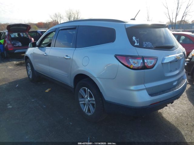 2015 CHEVROLET TRAVERSE 1GNKRHKD9FJ340853 Photo 2