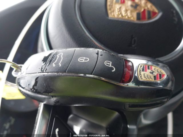 2015 PORSCHE MACAN WP1AB2A5XFLB42480 Photo 10