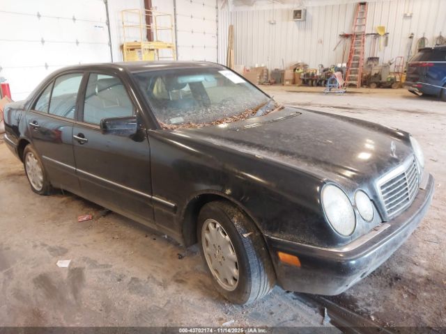 1999 MERCEDES-BENZ E 320 WDBJF65H5XA891197