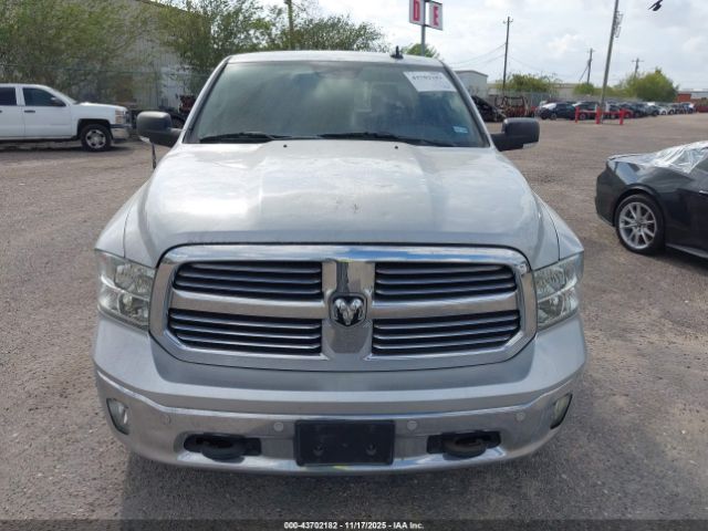2017 RAM 1500 3C6RR7LT1HG508567 Photo 5