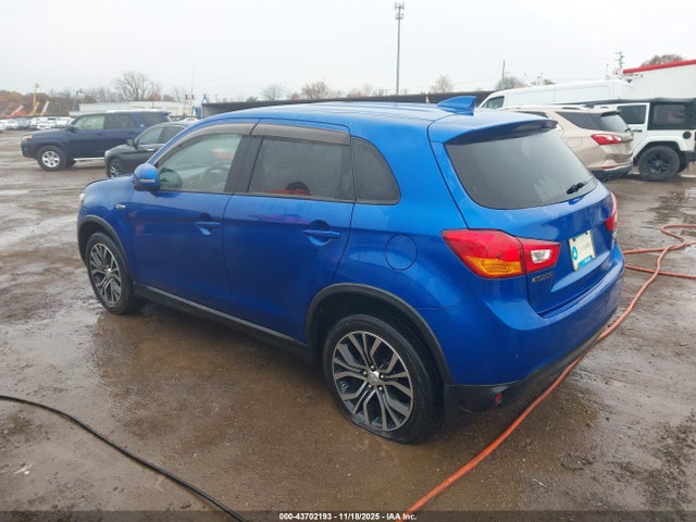 2017 MITSUBISHI OUTLANDER SPORT JA4AR3AUXHZ016558 Photo 2