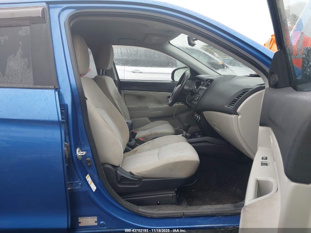 2017 MITSUBISHI OUTLANDER SPORT JA4AR3AUXHZ016558 Photo 4