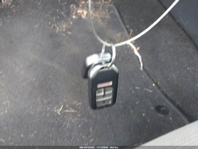 2019 HONDA INSIGHT 19XZE4F59KE025718 Photo 10