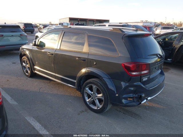3C4PDCGB1HT587125 Dodge Journey Crossroad
