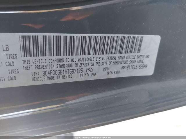 3C4PDCGB1HT587125 Dodge Journey Crossroad