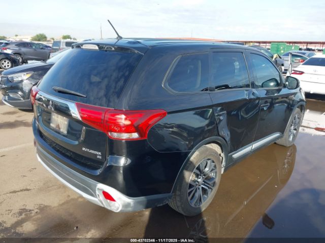 2016 MITSUBISHI OUTLANDER JA4AD3A30GZ002401 Photo 3