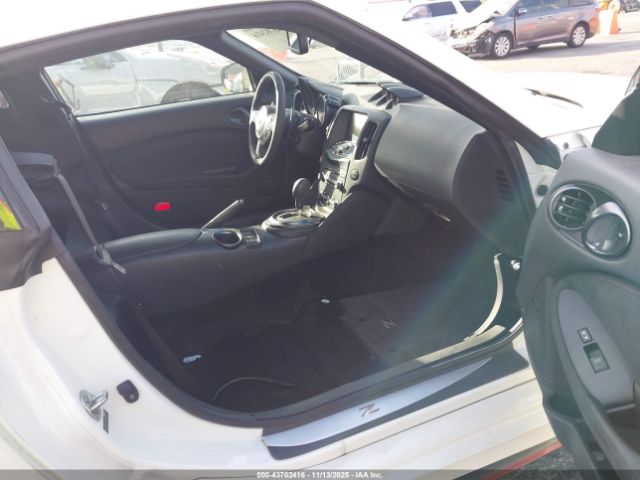 2016 NISSAN 370Z JN1AZ4EH7GM934422 Photo 4