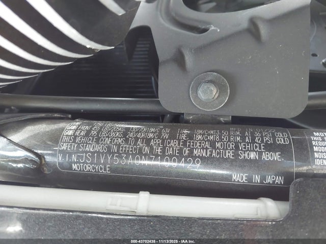 2022 SUZUKI VZR1800 JS1VY53A0N7100429 Photo 9