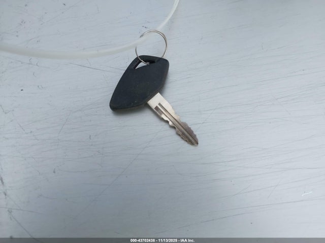 2022 SUZUKI VZR1800 JS1VY53A0N7100429 Photo 10